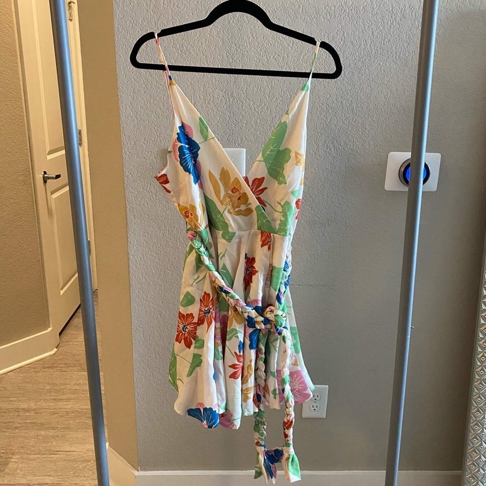 Tie waist dress